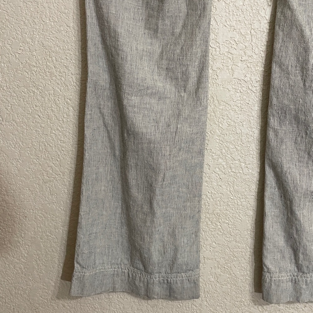 The North Face women’s Drawstring Chinos - Picture 8 of 10